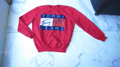 152-158 TOMMY HILFIGER dunne sweater 15,00