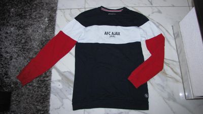 164 AJAX sweater 16,50