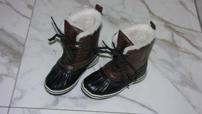 28 TENSON Peak snowboots 20,00