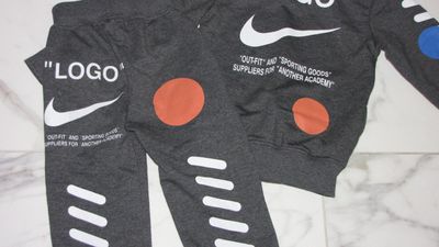 98 OFFWHITE detail akant