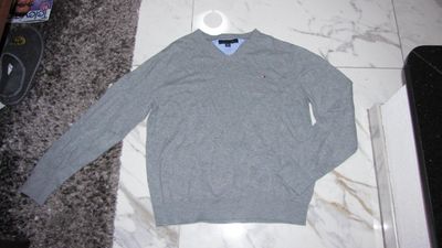 large TOMMY HILFIGER grijze trui 20,00