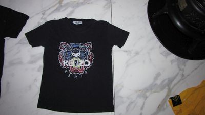 116 KENZO shirt 18,50