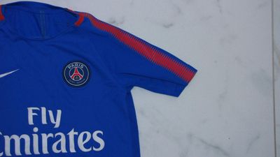 128 PARIS ST GERMAIN detail 