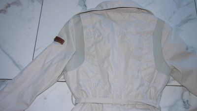 38-40 MOSCOW jas akant detail 