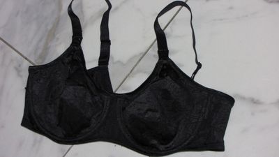 85d ANITA *nieuw* voeding BH zwart 22,50