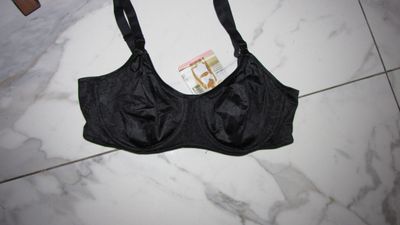 90b ANITA *nieuwe* voedingsbh zwart 22,00