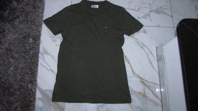 small TOMMY HILFIGER legergroen shirt 16,00