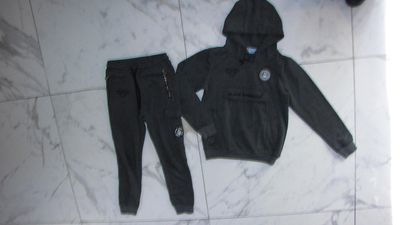 140 BLACK BANANAS 2-delige antraciet set 29,50
