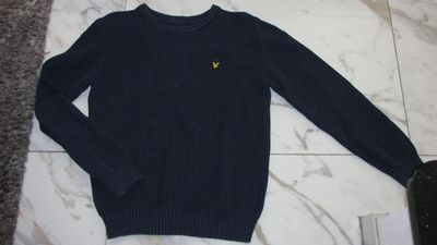 158-164 LYLE & SCOTT trui 17,00