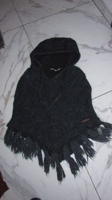 164 MOSCOW poncho hartjes 16,50