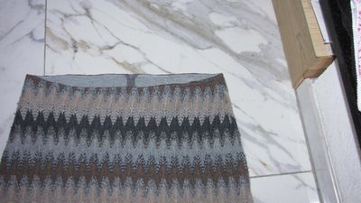 42 CAROLINE BISS detail 