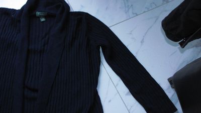 44-46 RALPH LAUREN vest detail