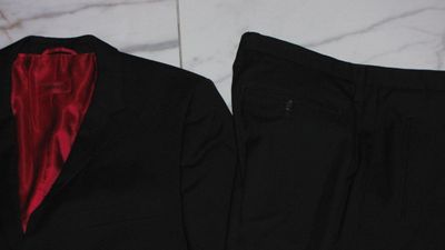 50 HUGO BOSS kostuum detail