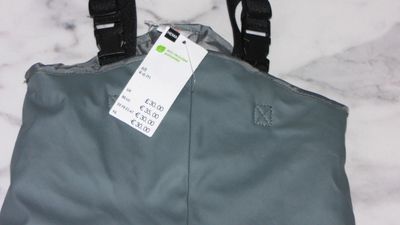 68 HEMA regenbroek detail