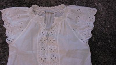  36 COSTES broderie blouse onbelicht