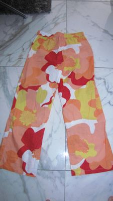 40 OBJECT oranje broek bloem akant