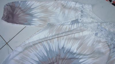 44 LAURA KENT detail 