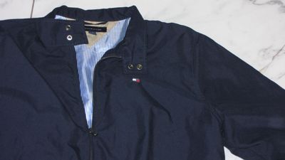 large TOMMY HILFIGER zomerjas detail