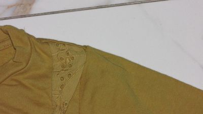 110-116 OKER roezel sweater detail 