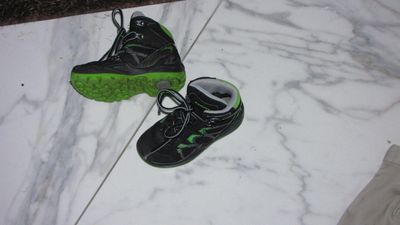 27 LOWA goretex bergschoen wandelschoen 25,00