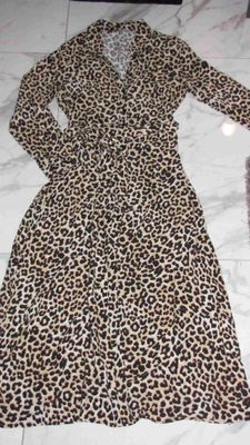 38 ZARA lange luipaard jurk 18,00