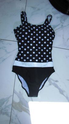 38b STIPPEN badpak zwart wit 13,00