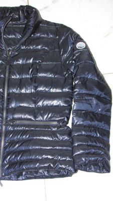 40 BEAUMONT dons jas detail