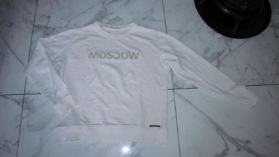 44 MOSCOW offwhite sweater xl  22,50