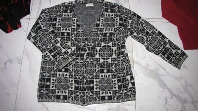 46-48 BENNETON wollen vest 22,00
