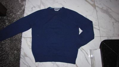 large BIJENKORF jeansblauwe wollen trui 18,00