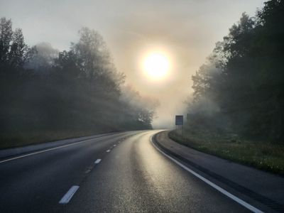 20231012_073738 I-69 fog and sun.jpg