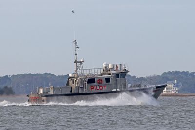 6P5A6242 Pilot boat Fort Sumter.jpg