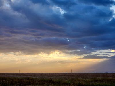 20220921_191422 Dumas sunset from hotel.jpg