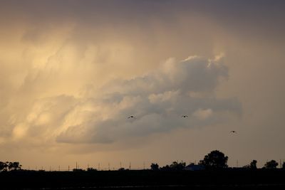 6P5A5517 Late day clouds over San Luis Valley CO.jpg