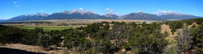 Collegiate Peaks overlook Pano.jpg