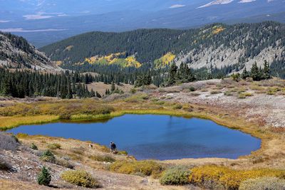 6P5A6139 Small lake at Cottonwood Pass.jpg
