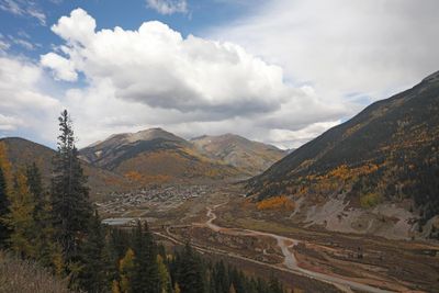 0T5A0470 Looking down on Silverton.jpg