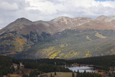 6P5A7985 Molas Lake along Million Dollar Highway.jpg