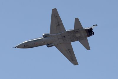 6P5A0404 T-38 underside.jpg