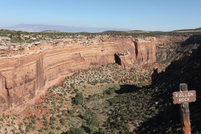 0T5A1653 Colorado National Monument Fallen Rock small.jpg