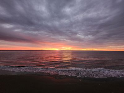 20250110_070605 IOP cloudy sunrise.jpg