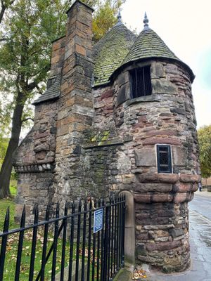 Queen Mary's Bath House