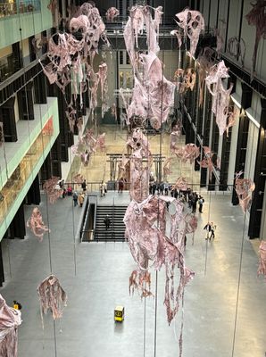 Internal hall in Tate Modern