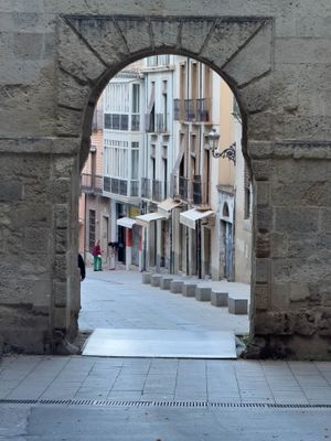 Puerta de las Granadas