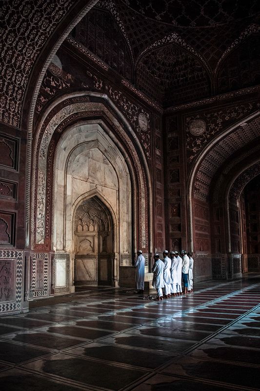 Prayer at the Taj.jpg