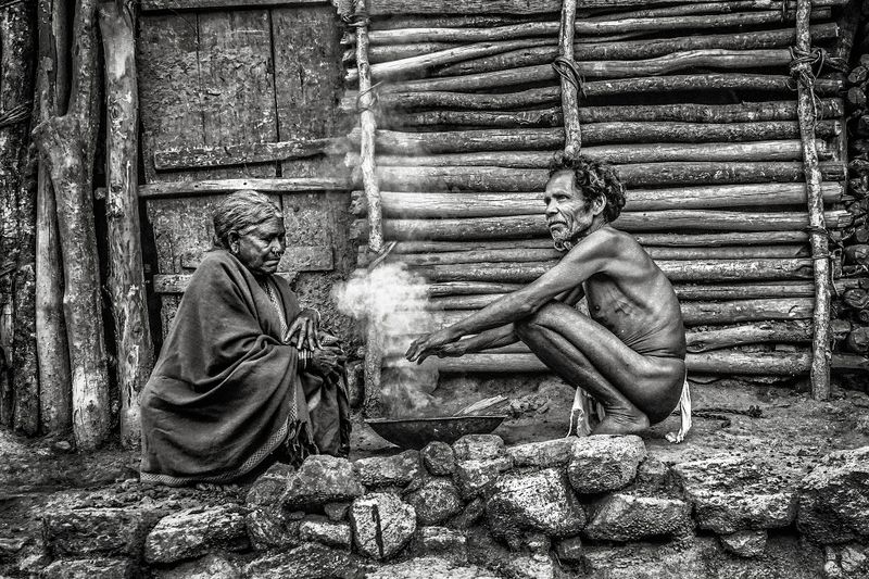 accepted_in_salons_monochrome