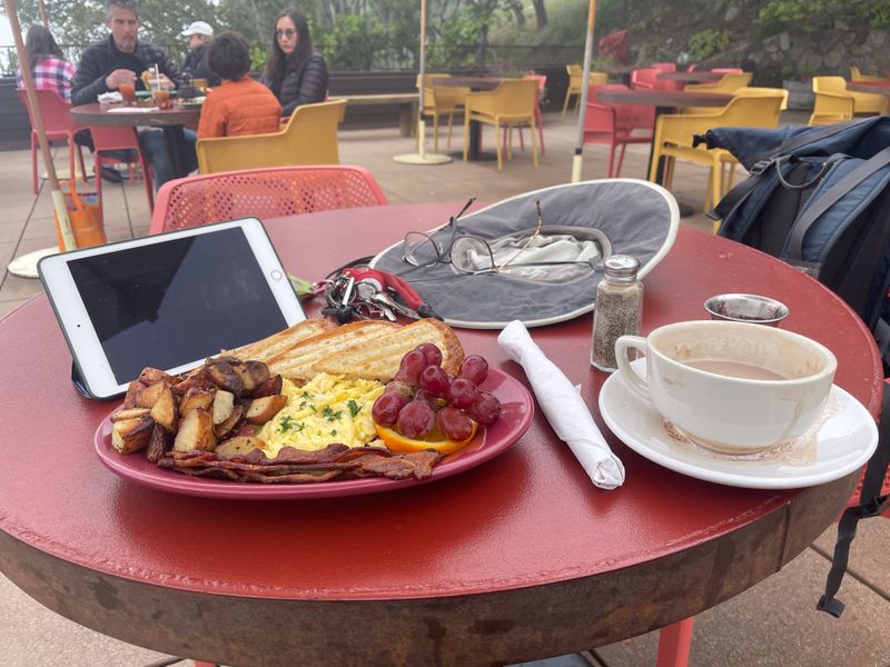 2nd Breakfast at Kevah cafe-5088.jpg