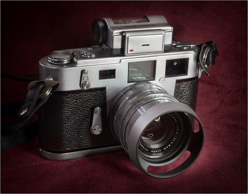 Aires 35 IIIC, H Coral 4.5cm f1.9 c1958.