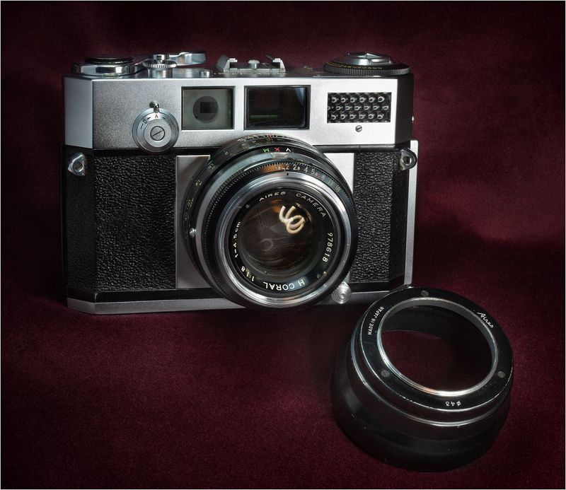 Aires 35 IIIS, H Coral 4.5cm f1.8, c1958.