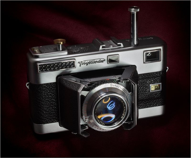 Voigtlnder Vitessa L Type 140.  50mm f2 Ultron. c1957.